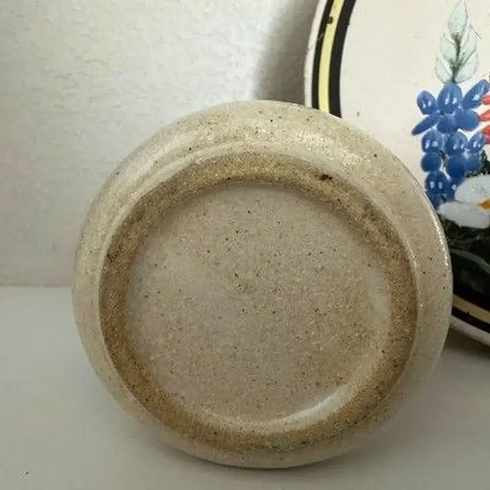 Vintage discover charm